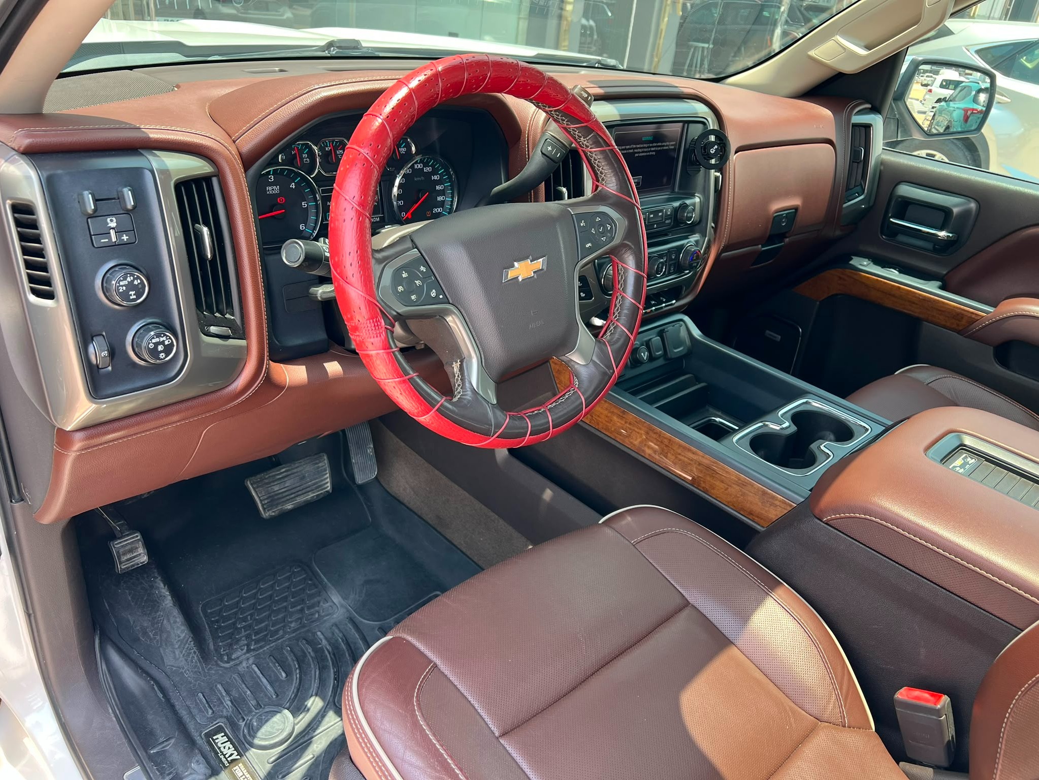 Chevrolet Silverado 2016 — photo 10 for sale in Qatar