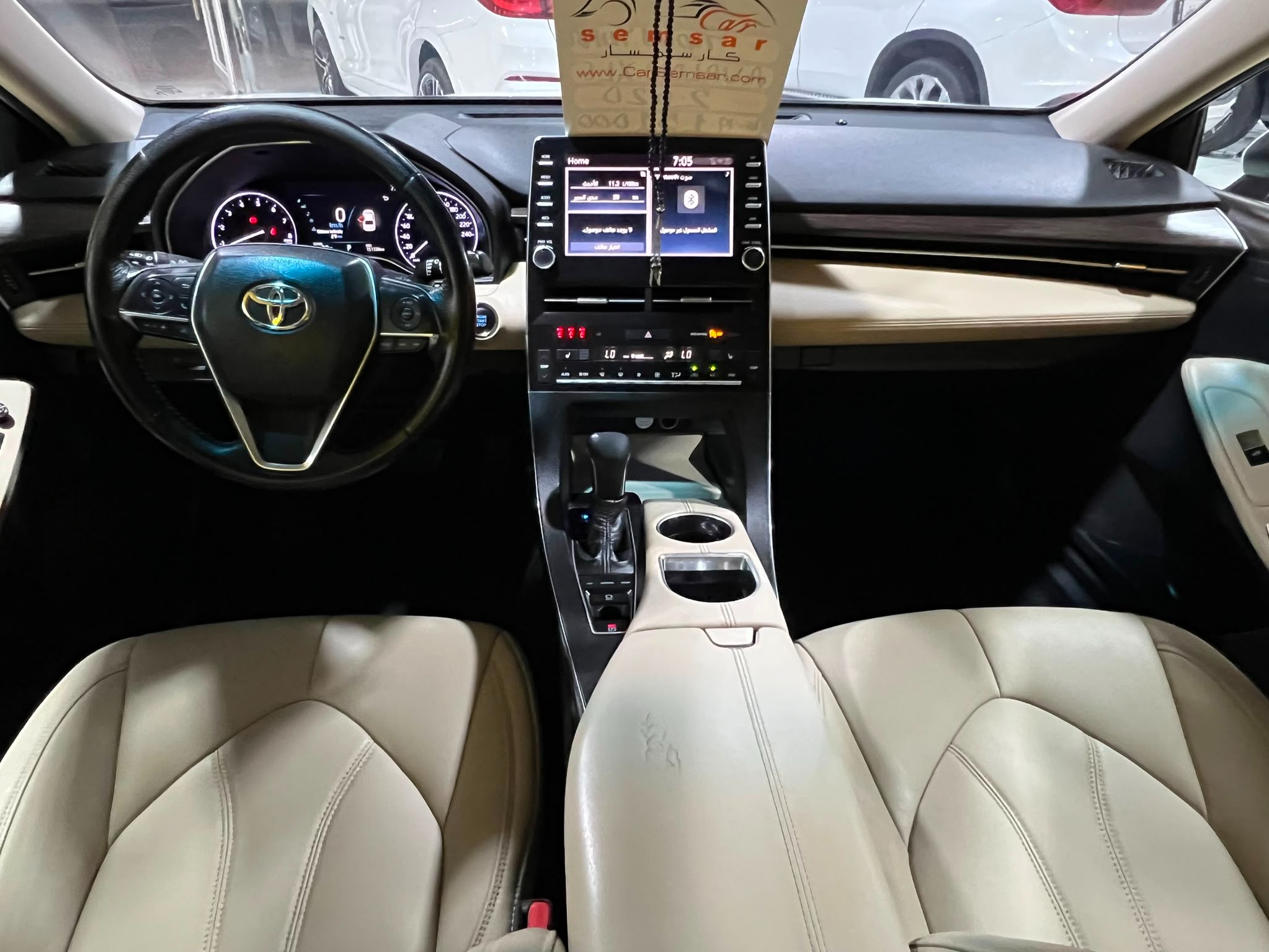 Toyota Avalon XLE 2020 — photo 9 for sale in Qatar