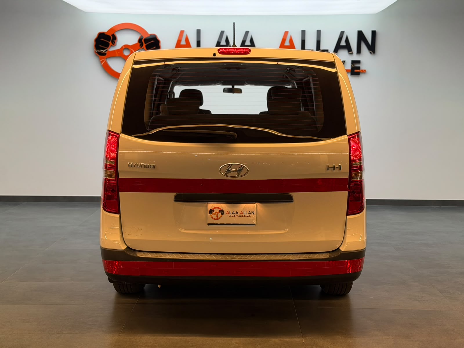 Hyundai H1. 2020 - Image 2