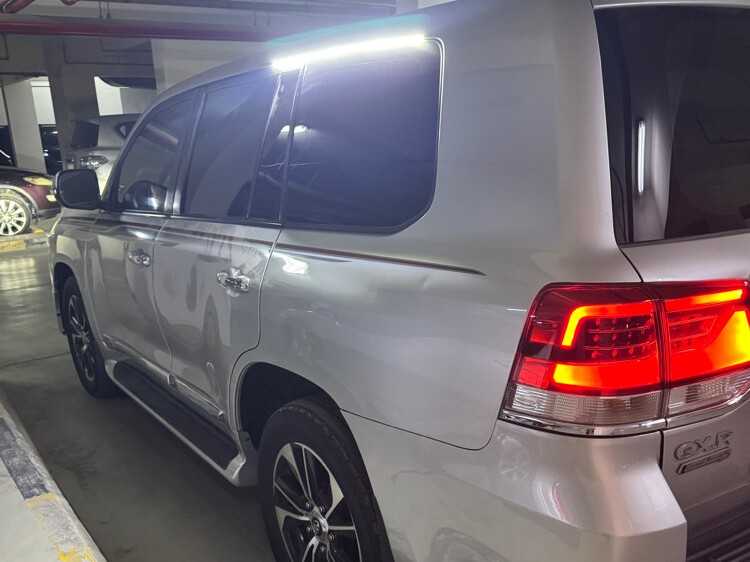 Toyota Land Cruiser GX.R 2012 - Image 2