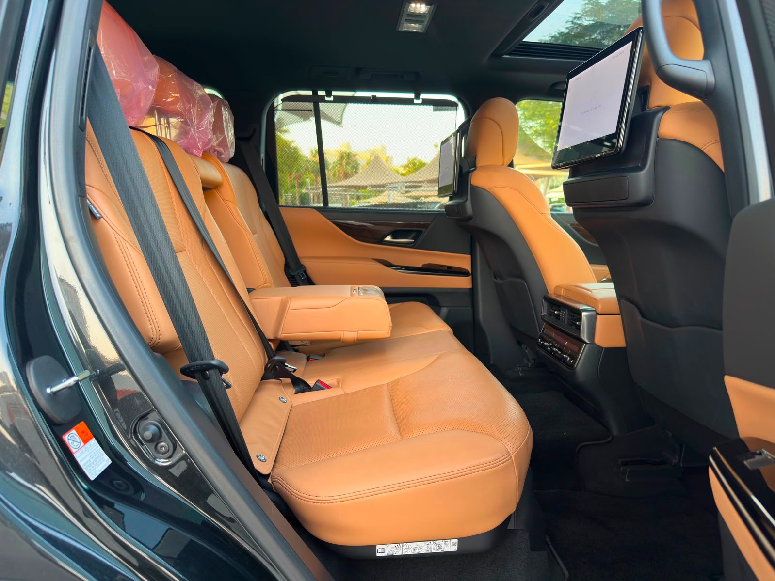 Lexus LX 600 2023 — photo 9 for sale in Qatar