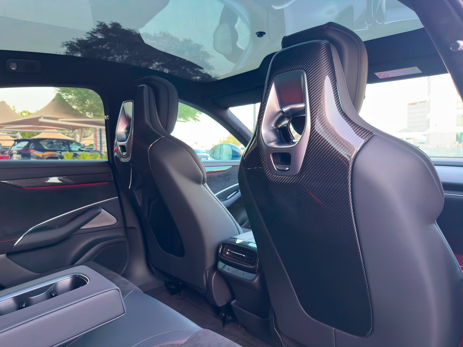 Xiaomi SU7 Ultra 2025 — photo 10 for sale in Qatar