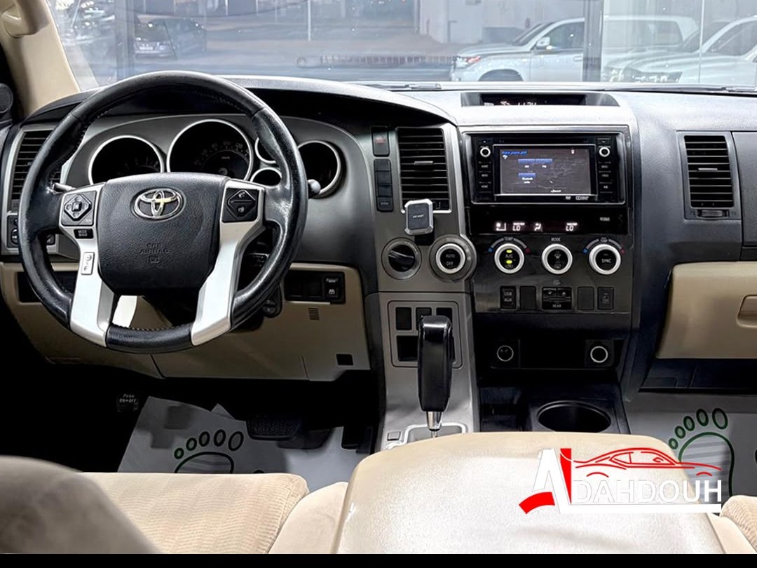 Toyota Sequoia 2016 - Image 2