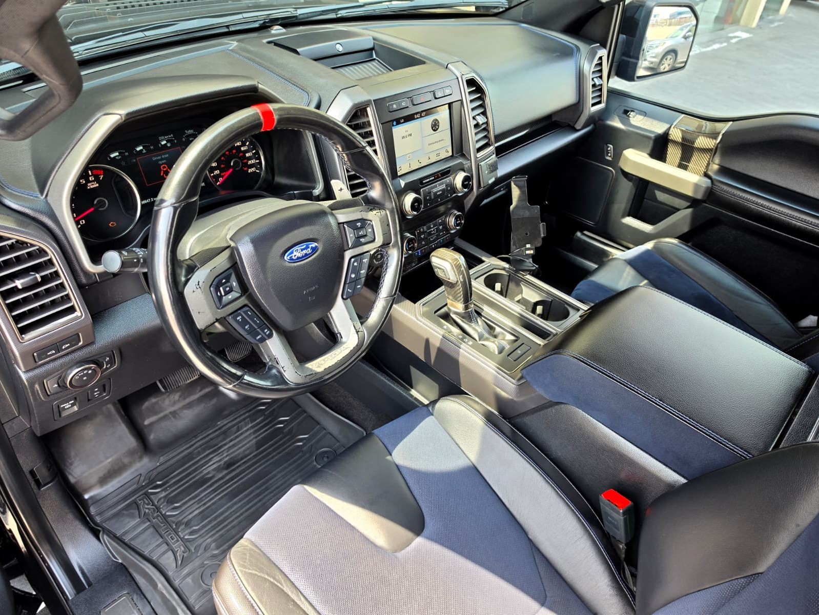 Ford Raptor 2019 — photo 10 for sale in Qatar