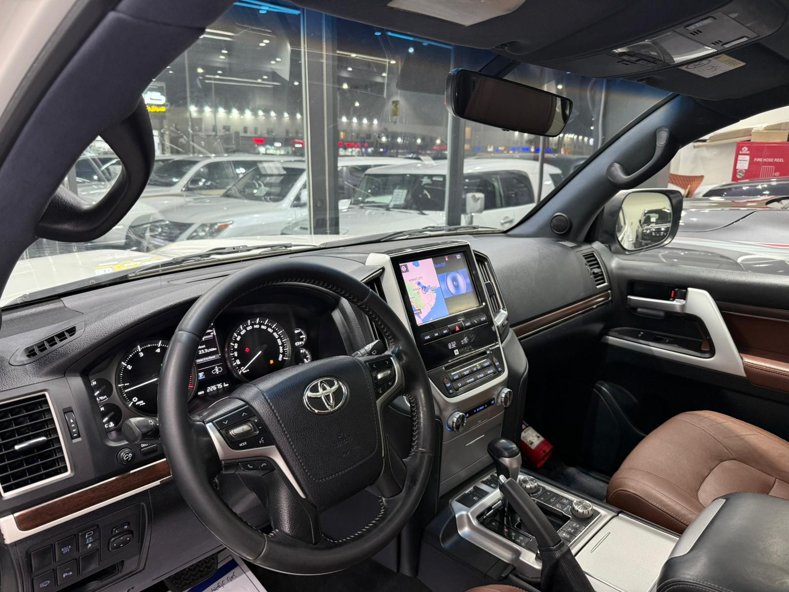 Toyota Land Cruiser VX.R 2021 — photo 11 for sale in Qatar