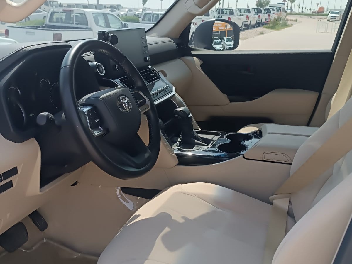 Toyota Land Cruiser GX 2024 — photo 10 for sale in Qatar