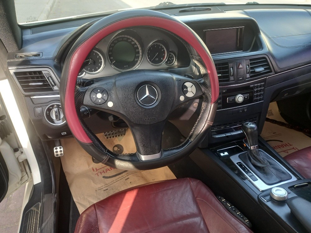 Mercedes-Benz E-Class Sedan 250 2011 — photo 10 for sale in Qatar