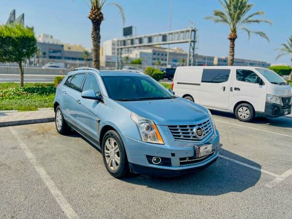 Cadillac SRX 4 2013 - Image 2