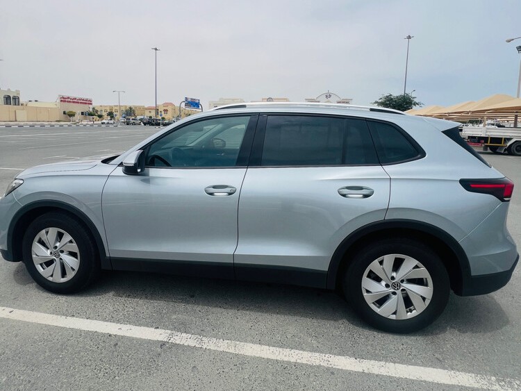Volkswagen Tiguan TSI 2025 - Image 2