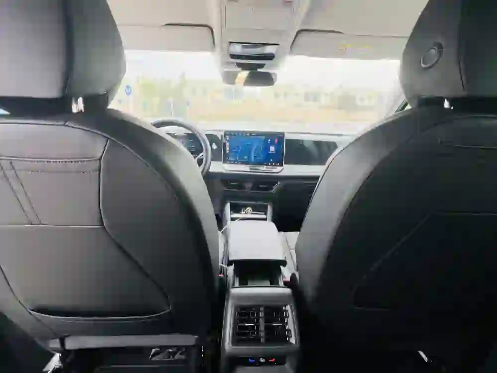 Volkswagen Tiguan TSI 2025 — photo 11 for sale in Qatar