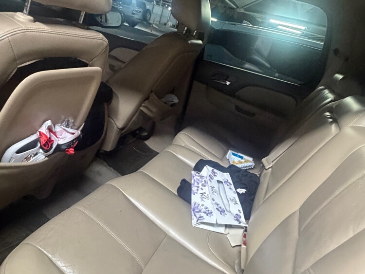 Chevrolet Avalanche 2011 — photo 10 for sale in Qatar