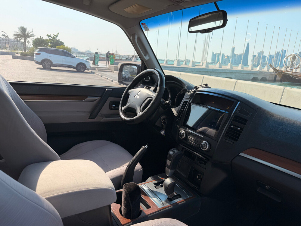 Mitsubishi Pajero Sport 2009 — photo 12 for sale in Qatar