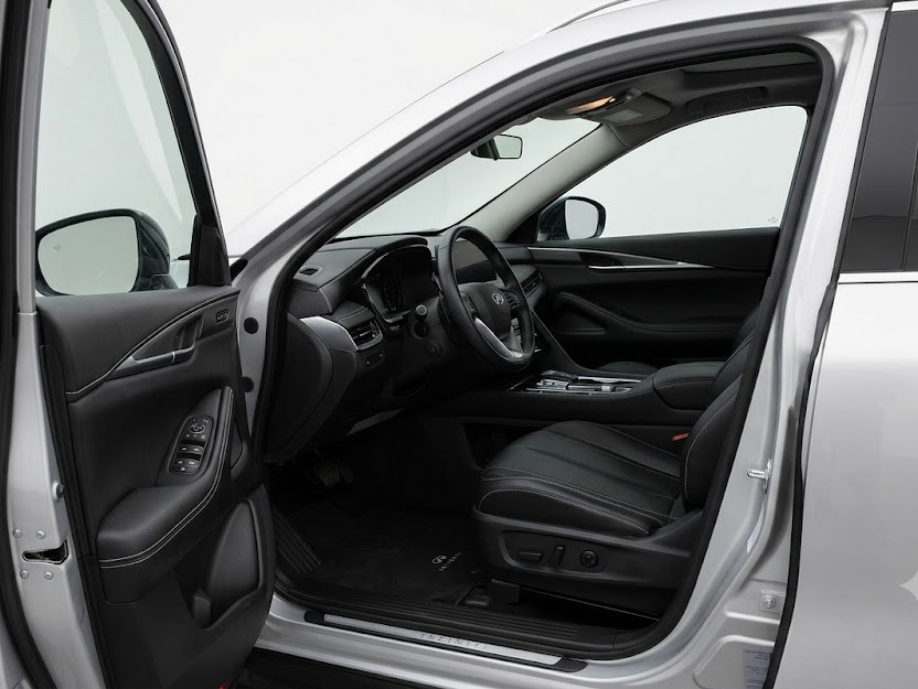 Infiniti QX60 2023 — photo 9 for sale in Qatar