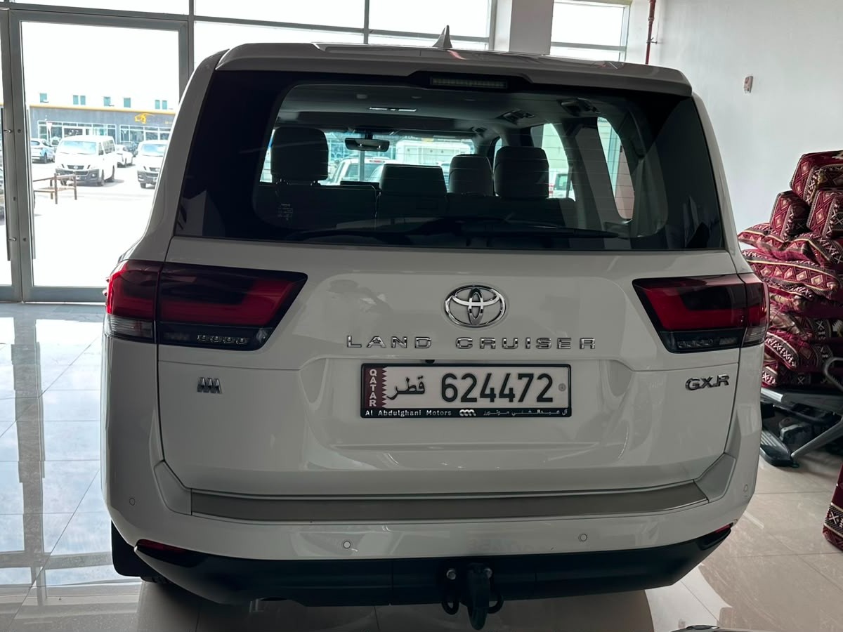 Toyota Land Cruiser GX.R 2024 - Image 4