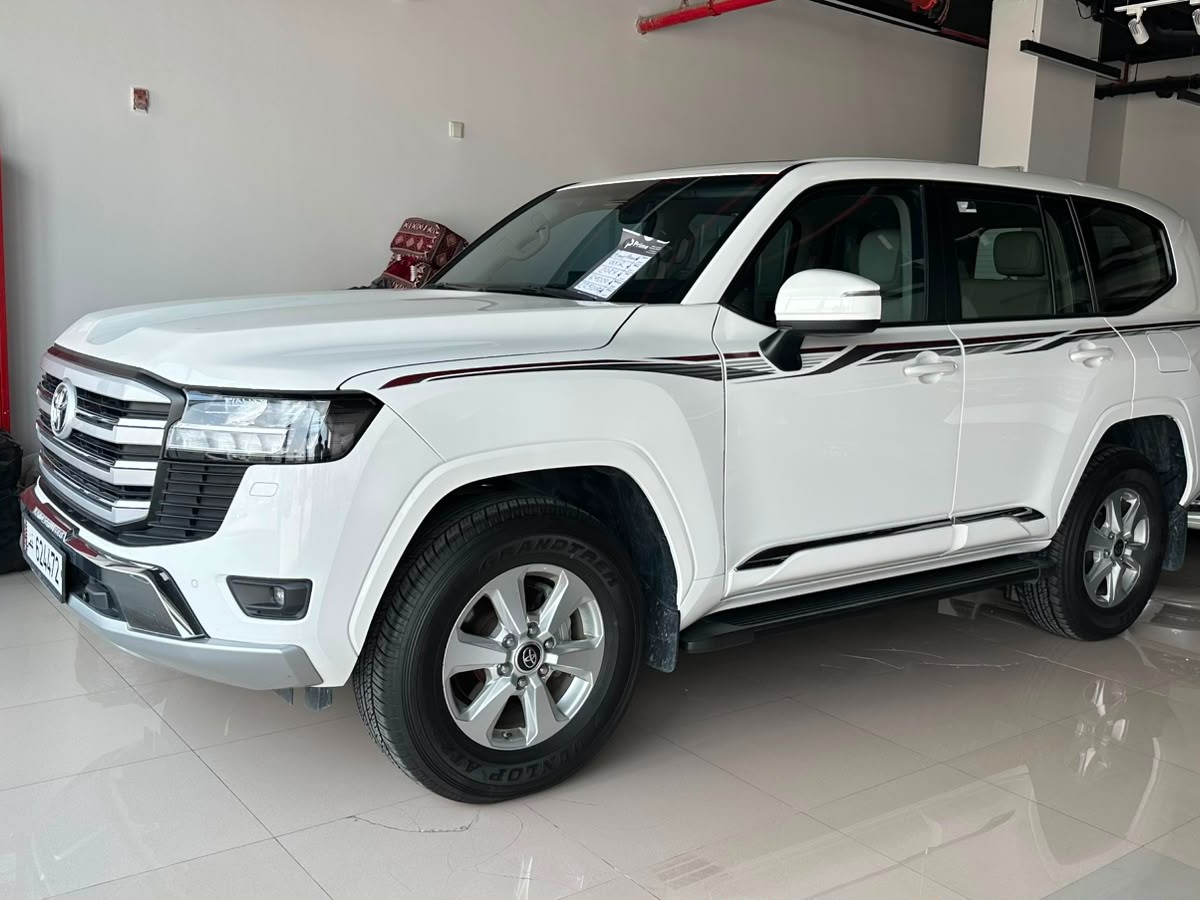 Toyota Land Cruiser GX.R 2024