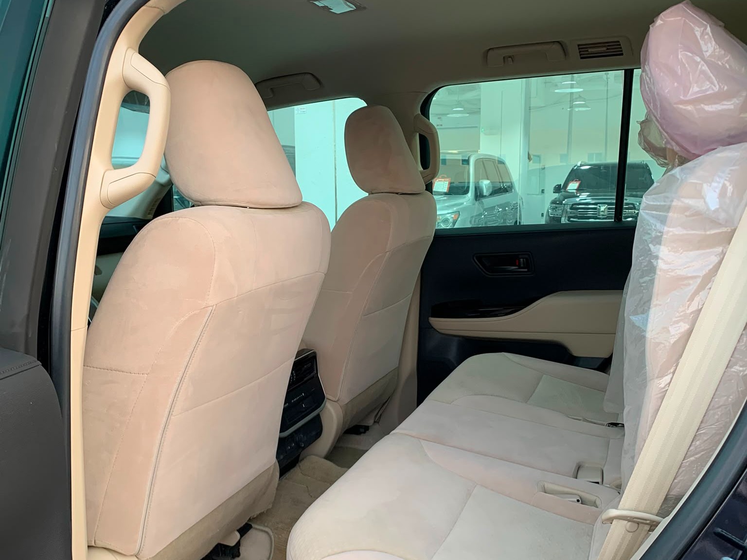 Toyota Land Cruiser GX.R 2024 - Image 2