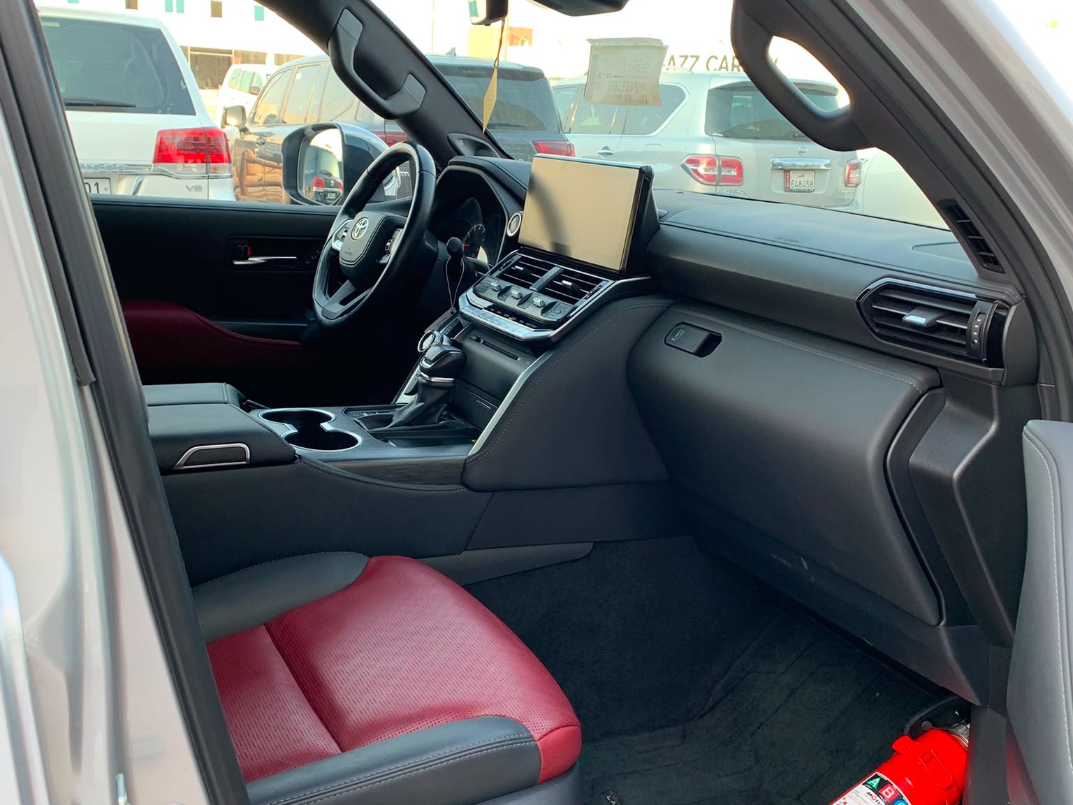 Toyota Land Cruiser VX.R 2023 - Image 3