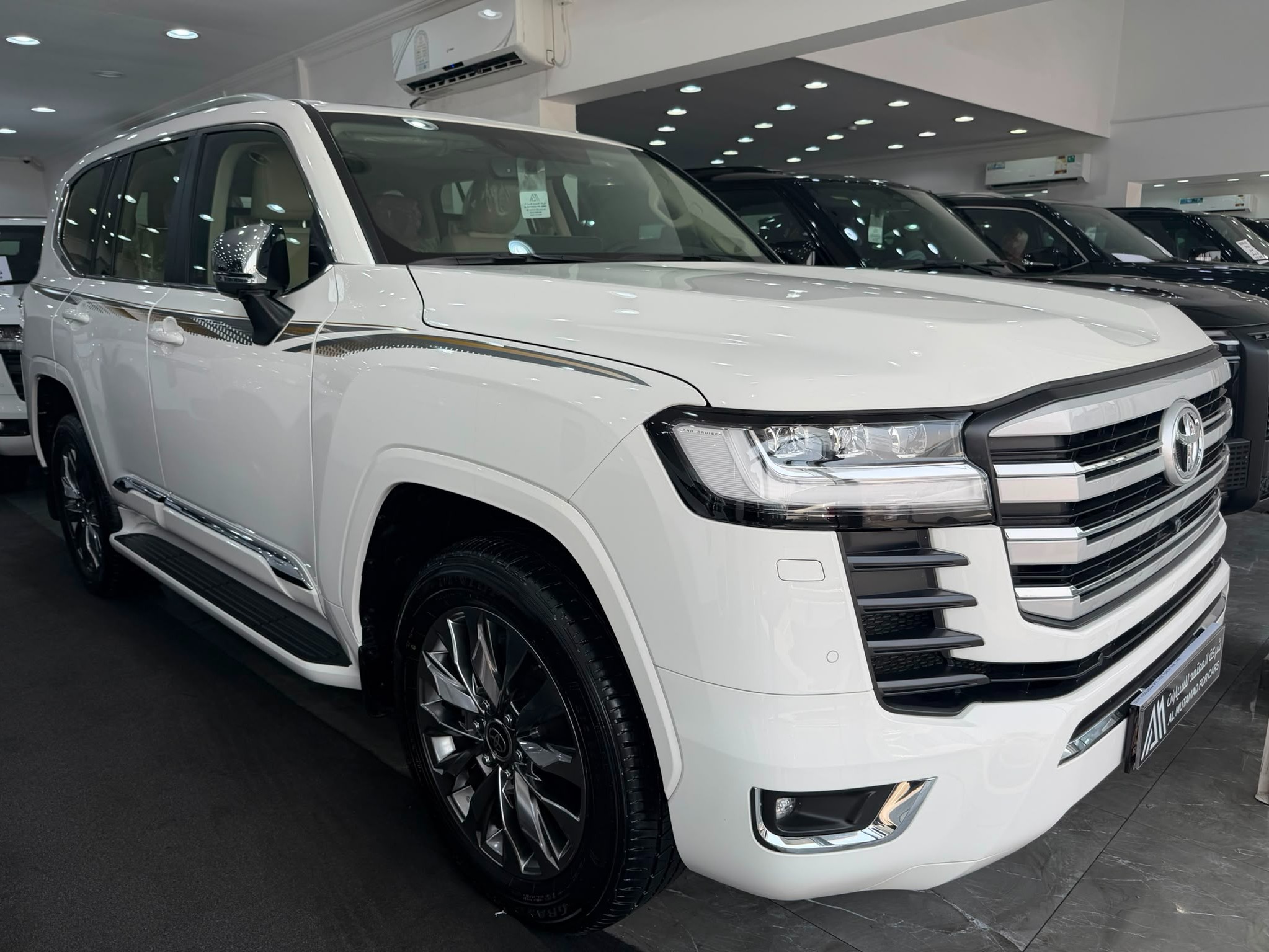 Toyota Land Cruiser VXR Twin Turbo 2025