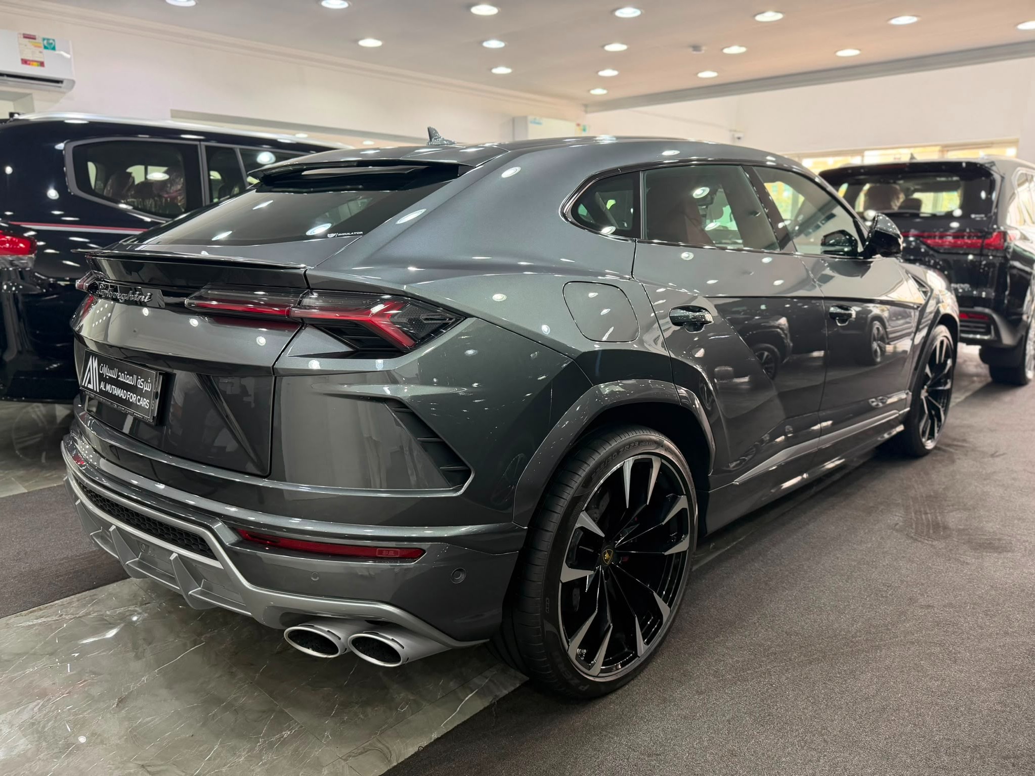 Lamborghini Urus 2019 - Image 3