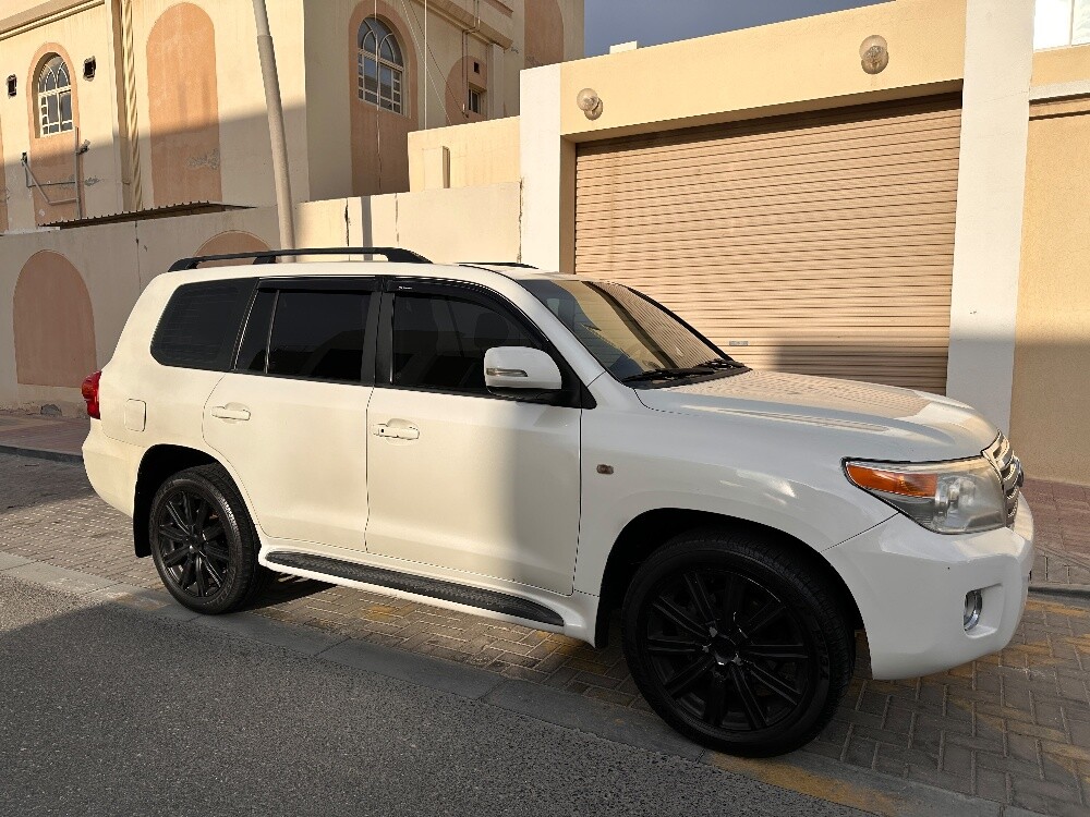 Toyota Land Cruiser G standard 2011 - Image 2