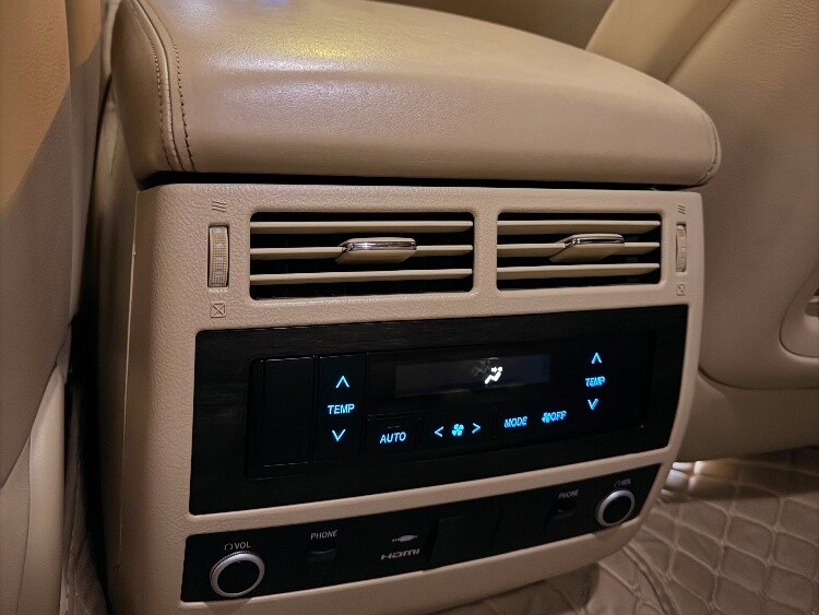 Toyota Land Cruiser VX.S 2016 — photo 14 for sale in Qatar