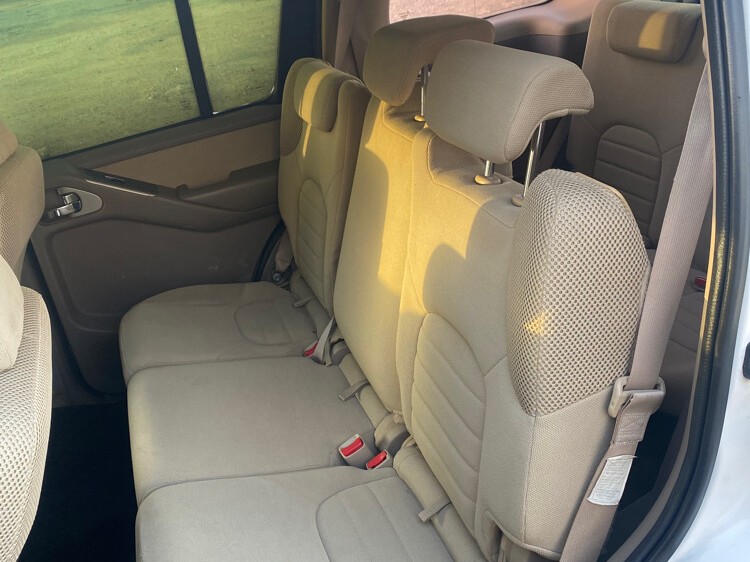 Nissan Pathfinder 2010 — photo 10 for sale in Qatar