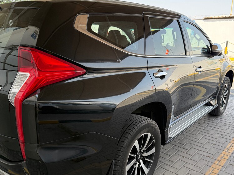 Mitsubishi montero  sport 2016 - Image 4