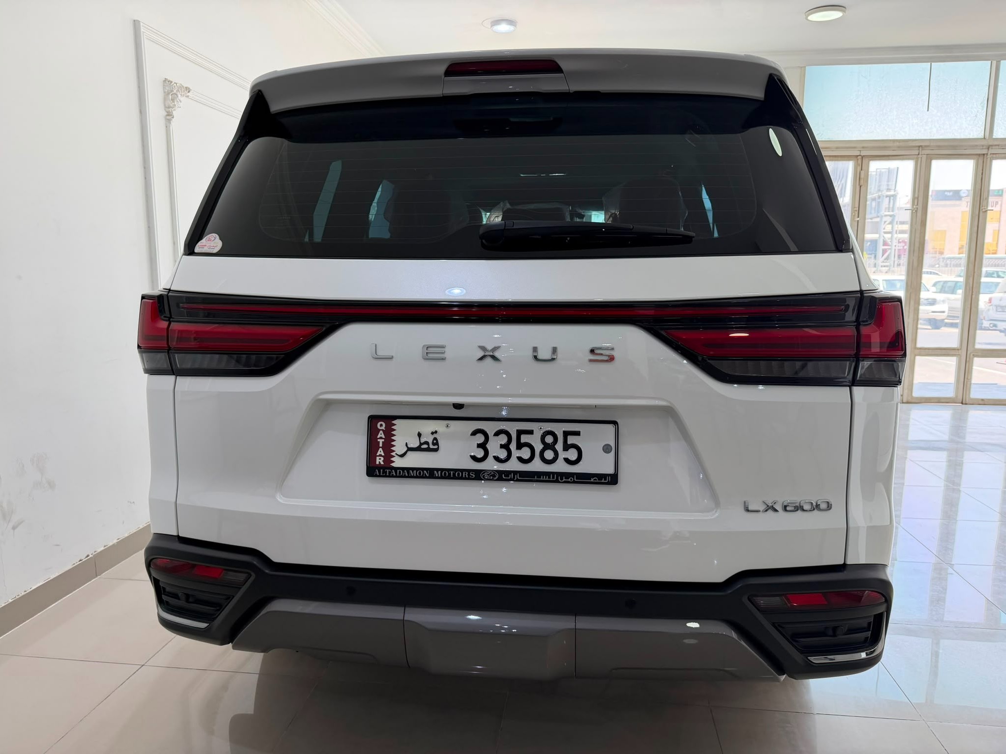 Lexus LX 600 Luxury  2025 - Image 4
