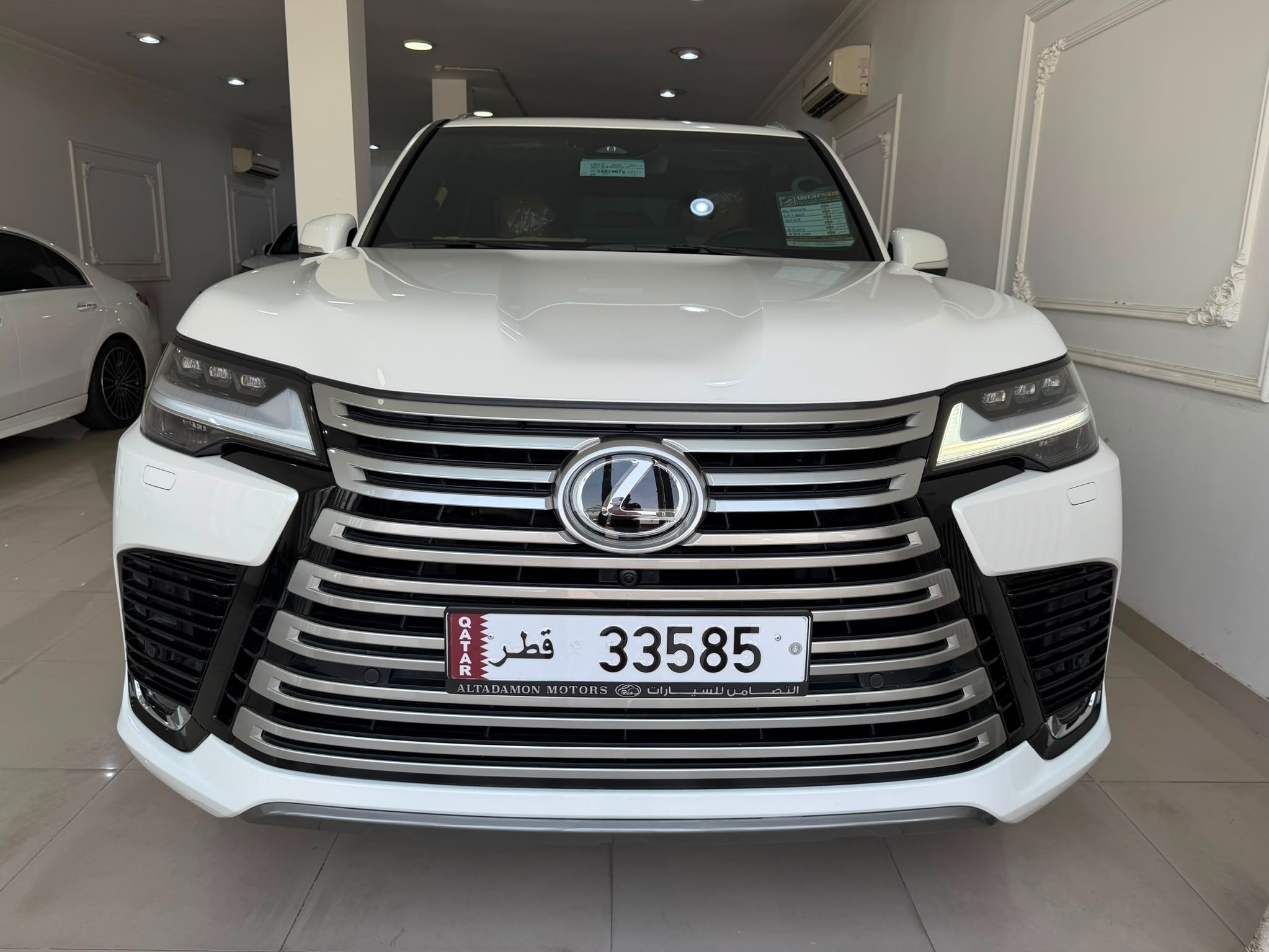 Lexus LX 600 Luxury  2025 - Image 2