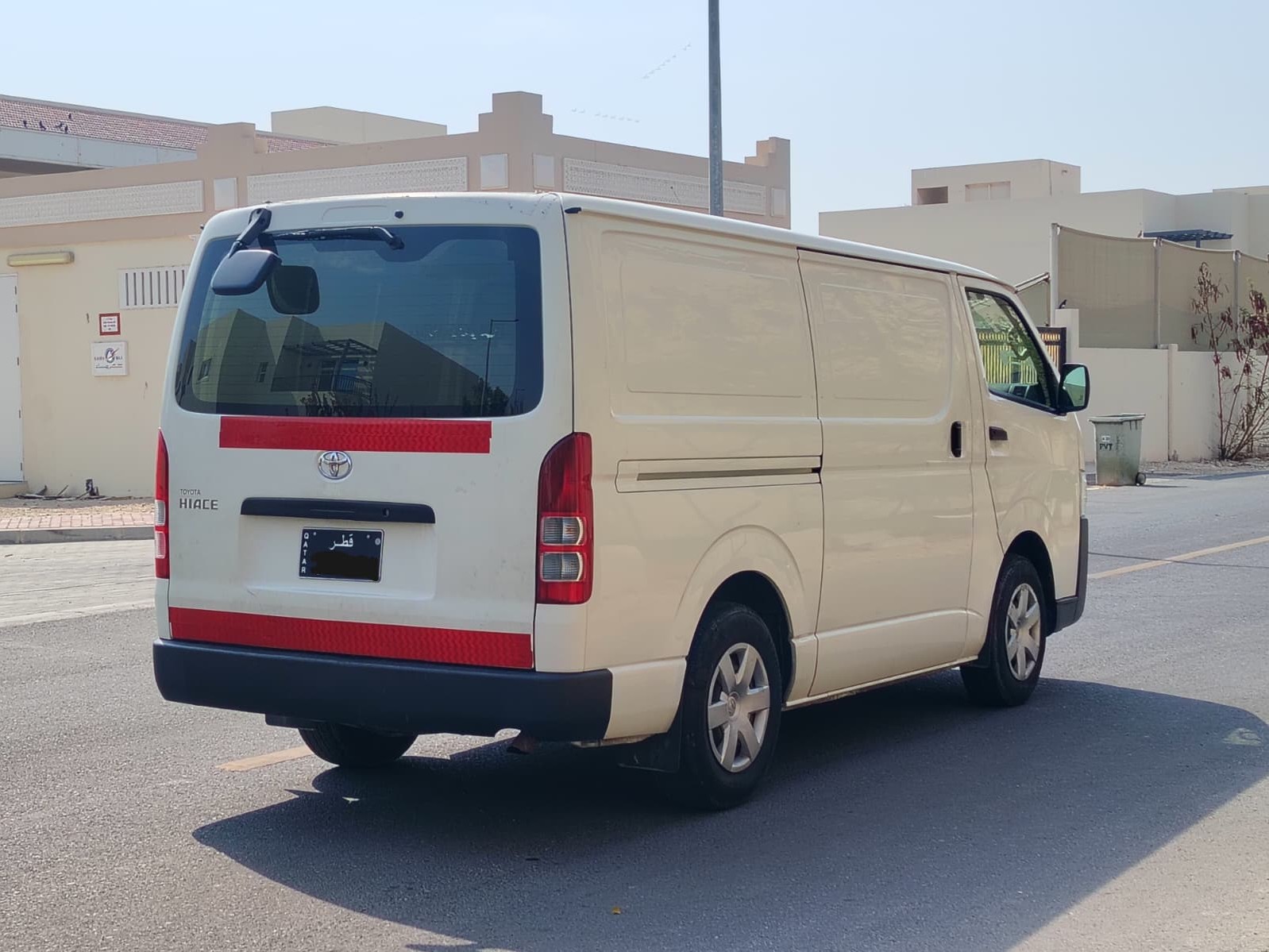 Toyota Hi-Ace 2022 - Image 4