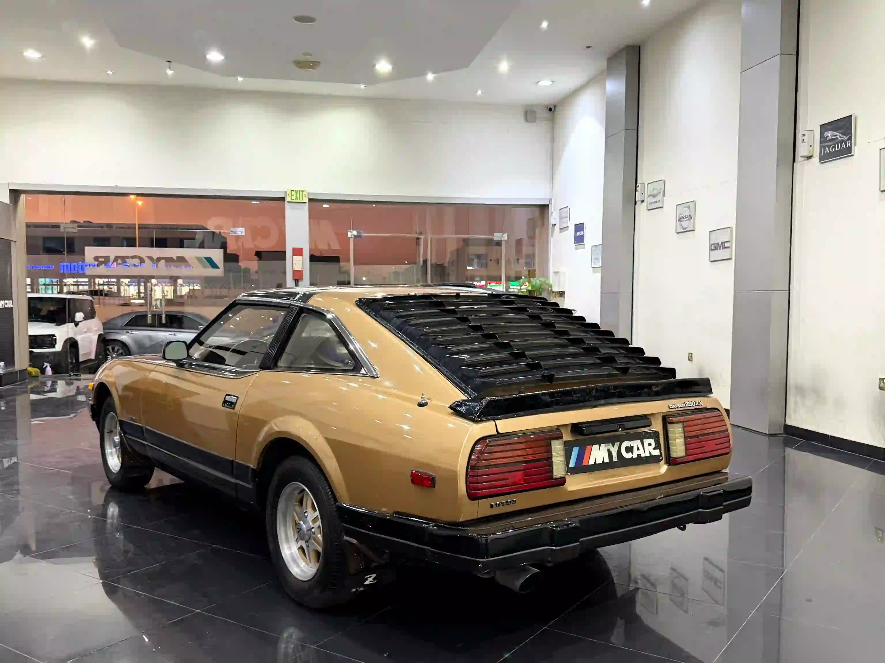 Nissan zx 1983 — photo 10 for sale in Qatar