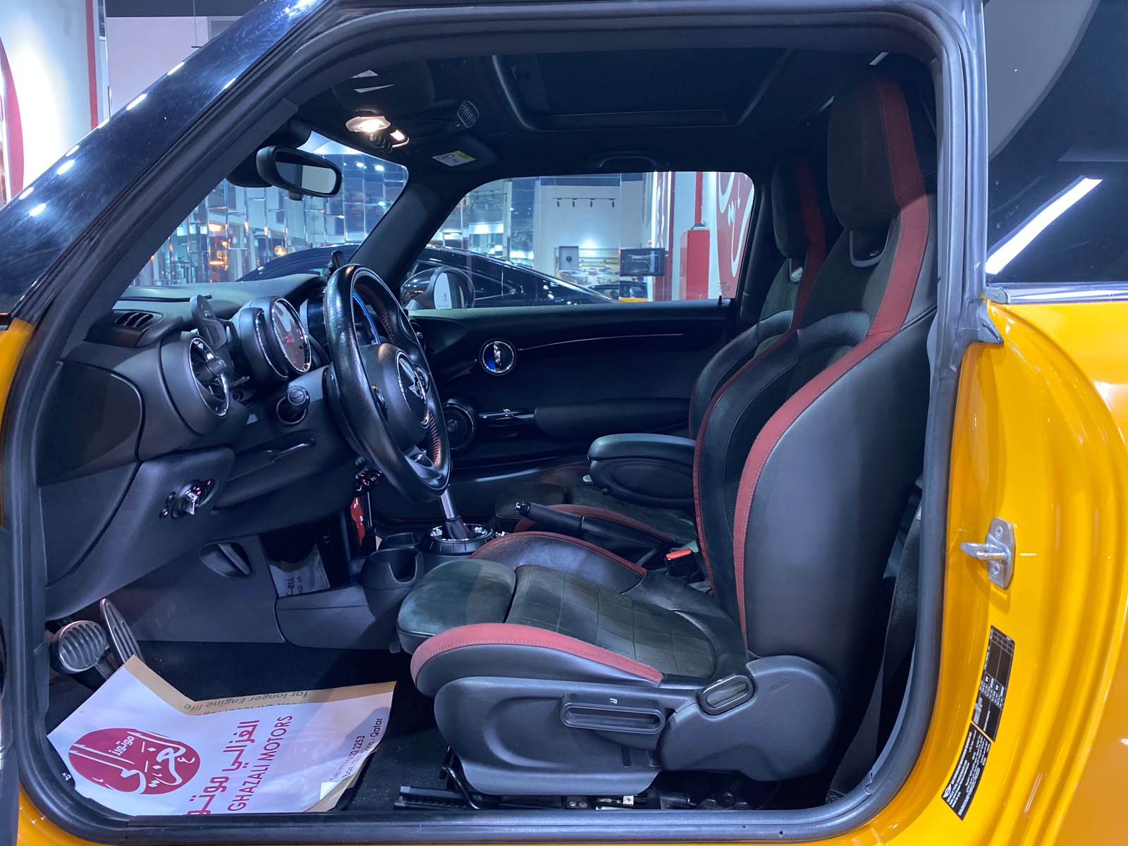 Mini Cooper JCW  2016 - Image 2