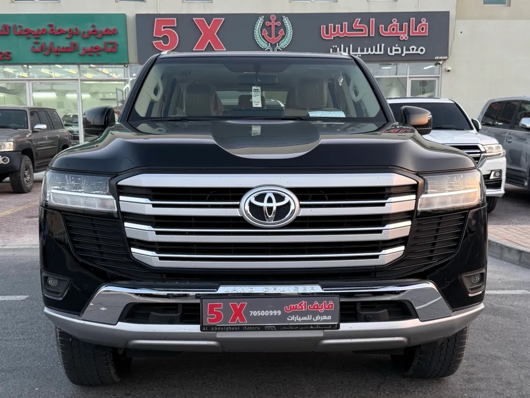 Toyota Land Cruiser GX 2024