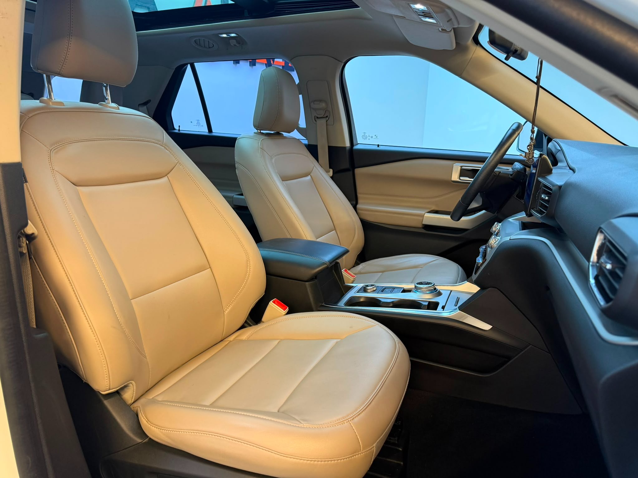 Ford Explorer 2022 — photo 11 for sale in Qatar
