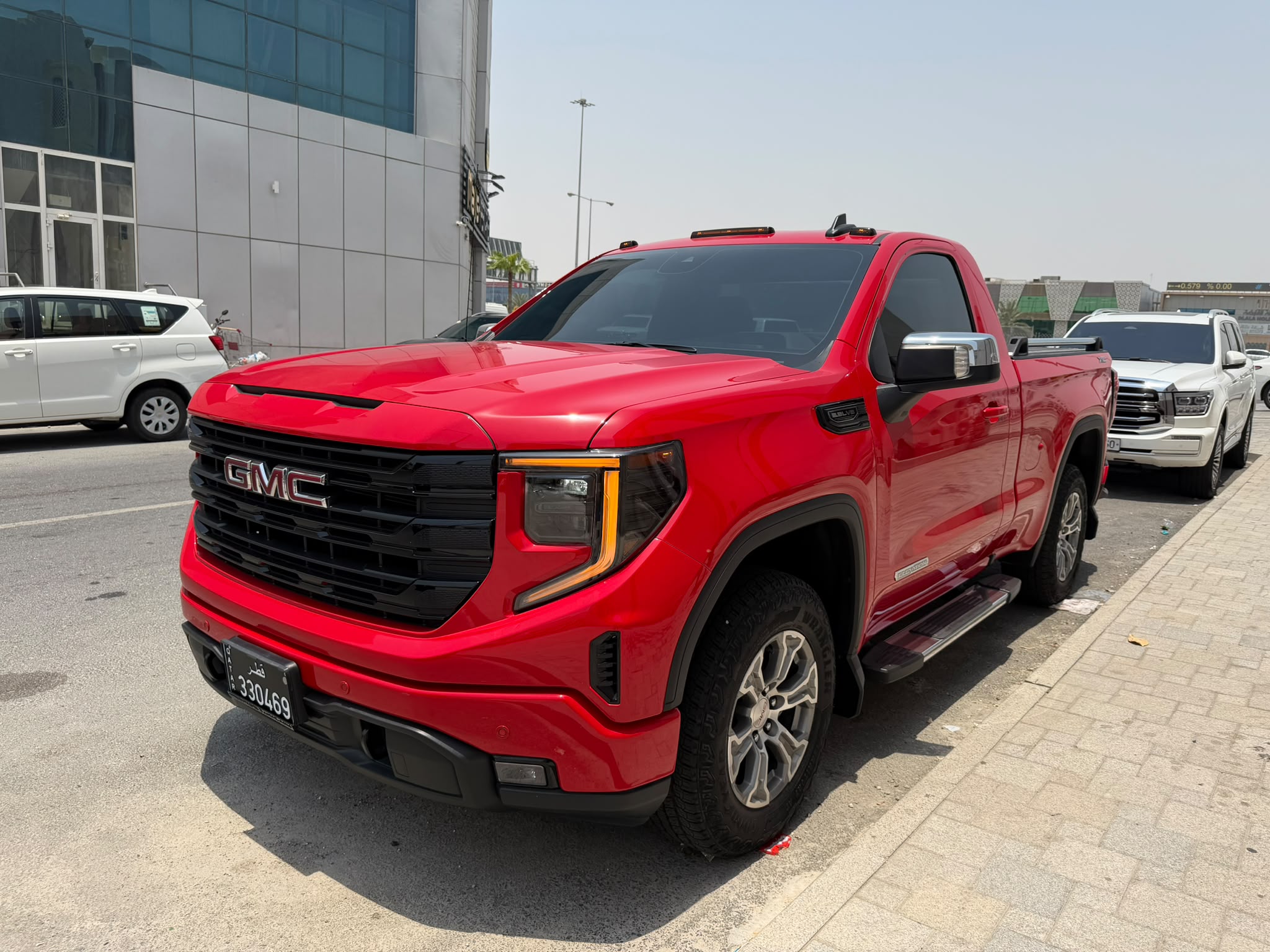 GMC Sierra Elevation  2024 - Image 3