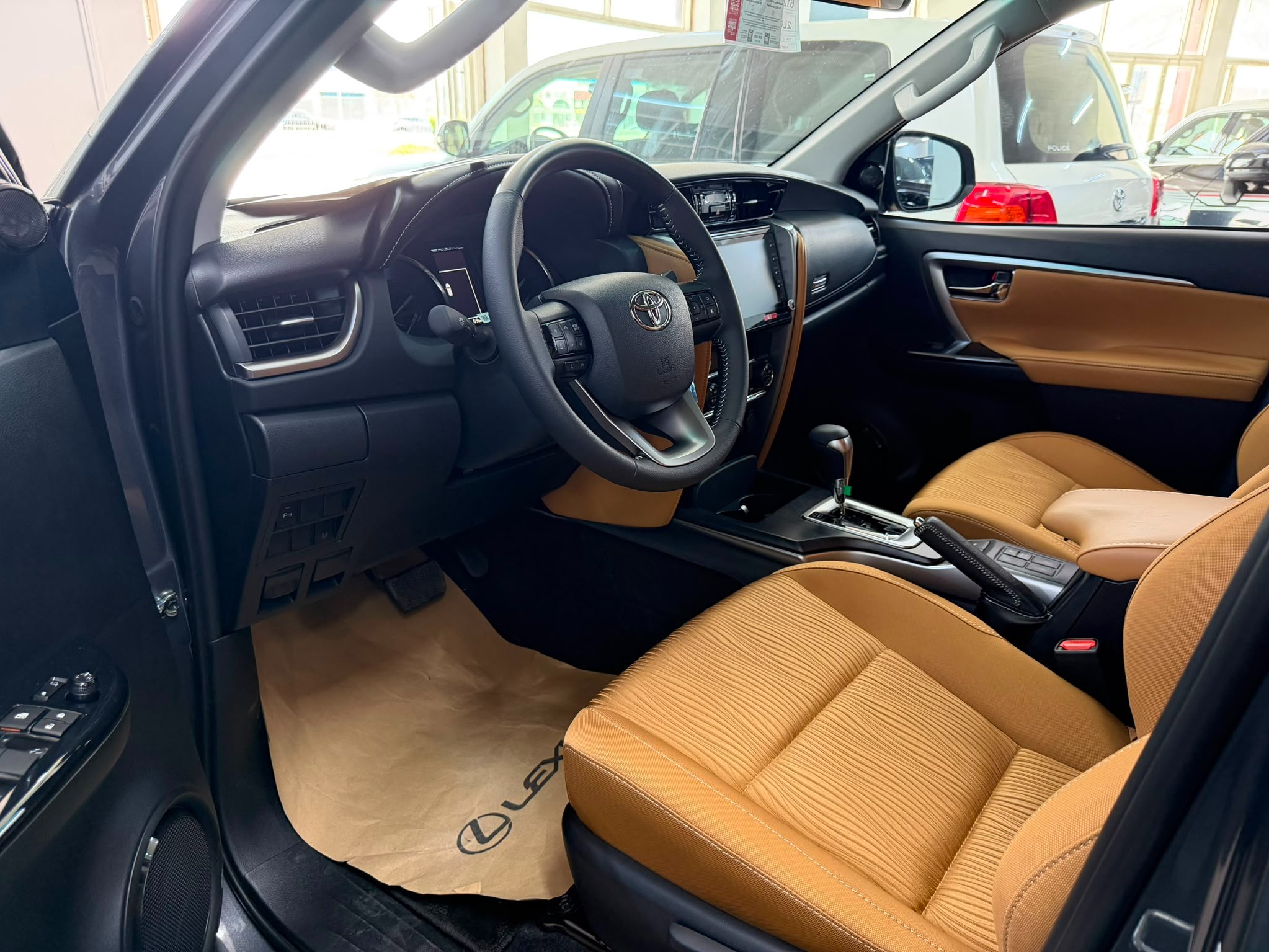 Toyota Fortuner V6 2026 — photo 11 for sale in Qatar