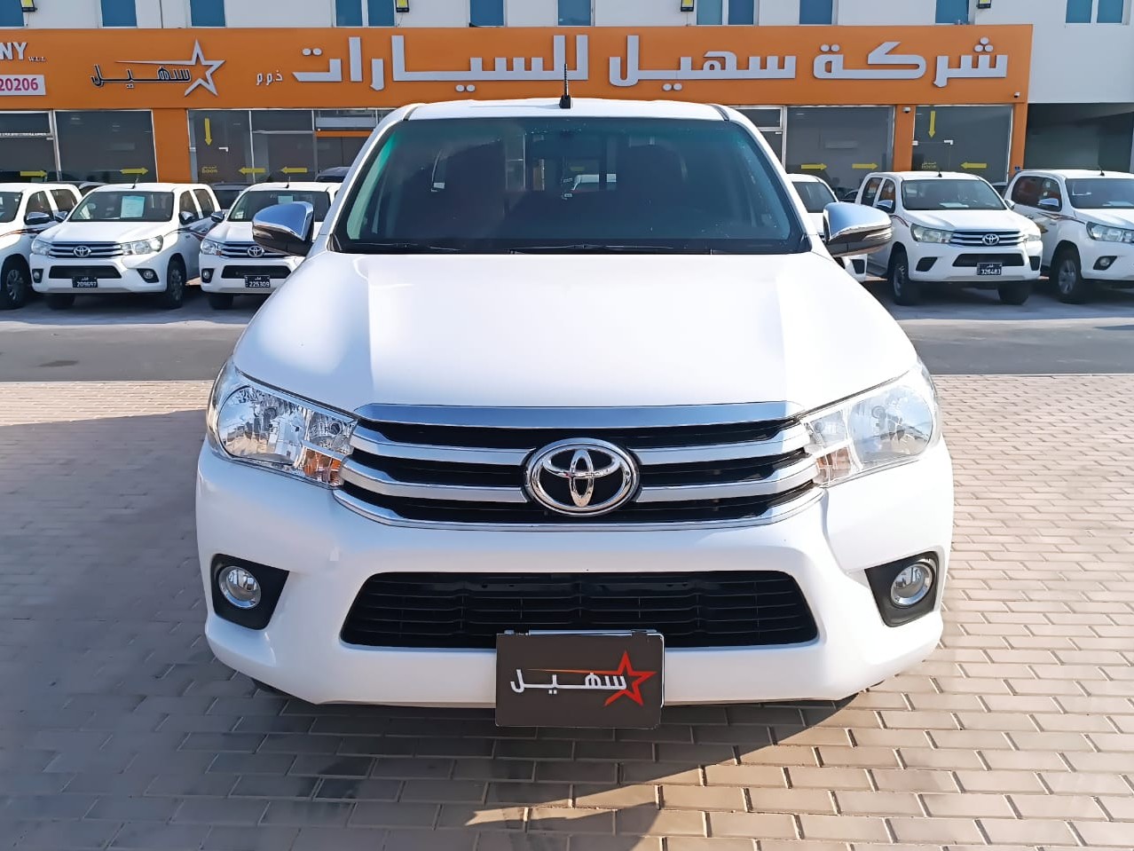 Toyota Hilux 2.0 2025 - Image 2