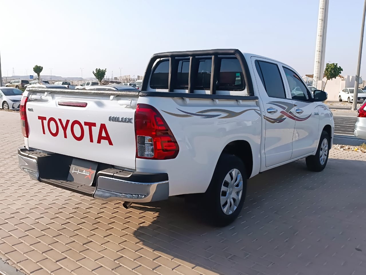 Toyota Hilux 2.0 2025 — photo 9 for sale in Qatar