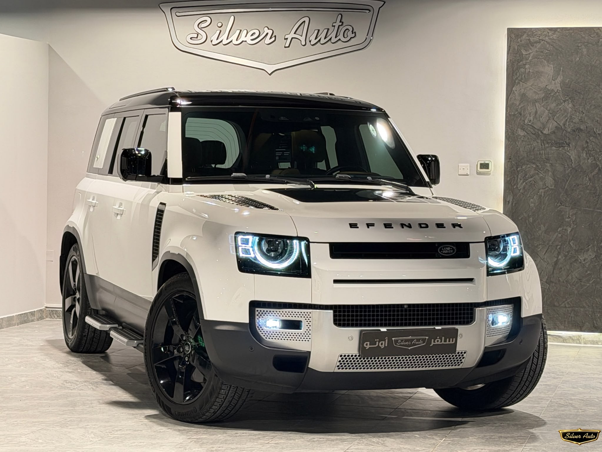 Land Rover Defender 110 3.0i6 HSE 2024