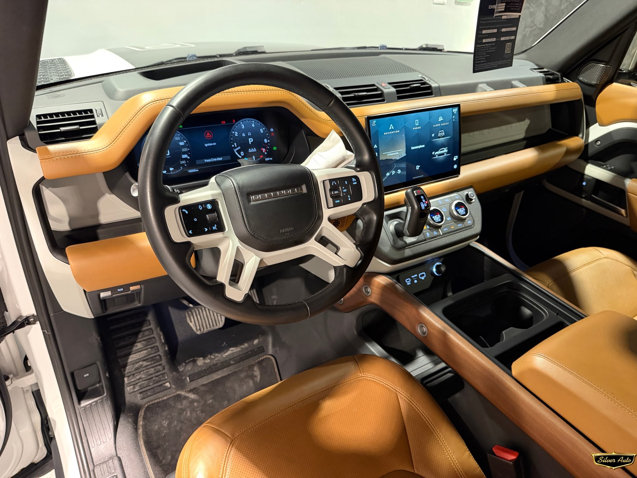 Land Rover Defender 110 3.0i6 HSE 2024 — photo 9 for sale in Qatar