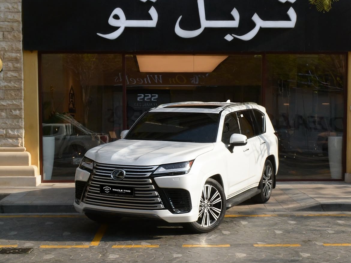 Lexus LX 600 Luxury  2026