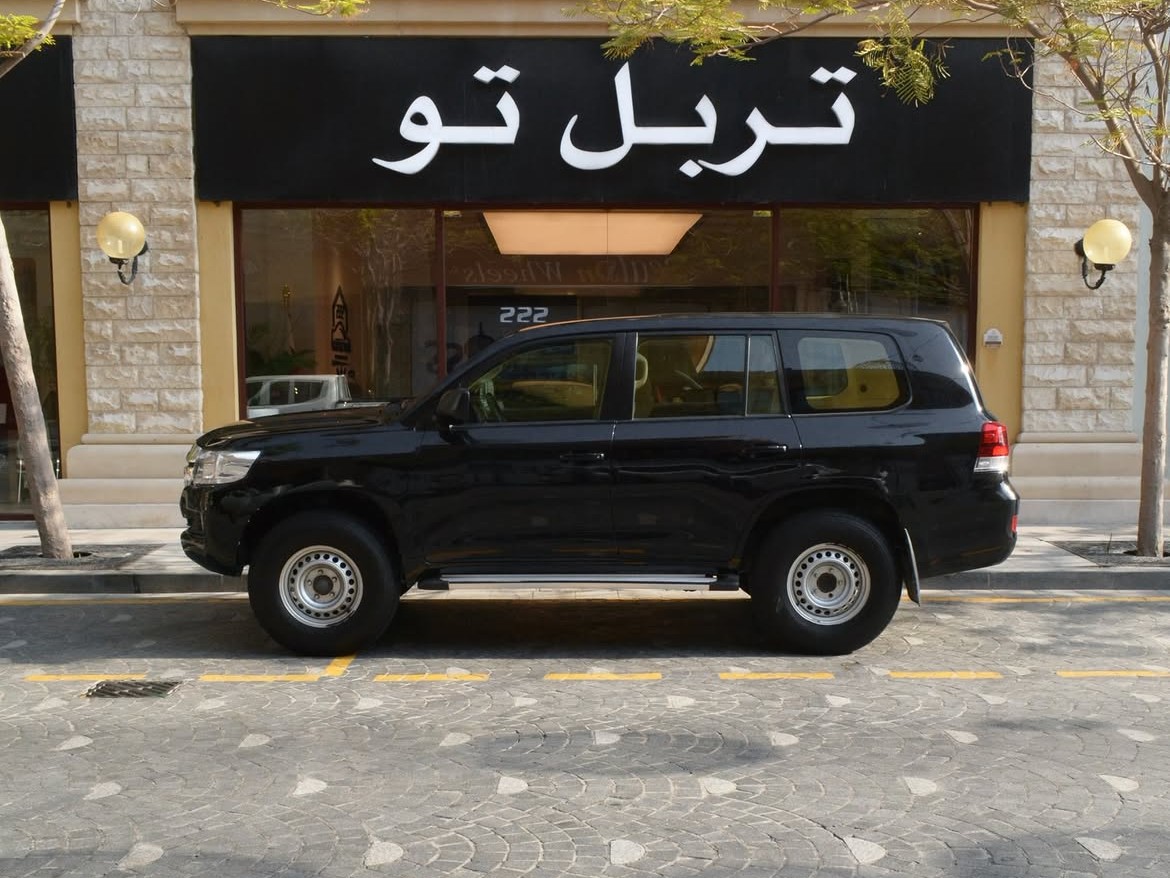 Toyota Land Cruiser GX 2016 — photo 10 for sale in Qatar
