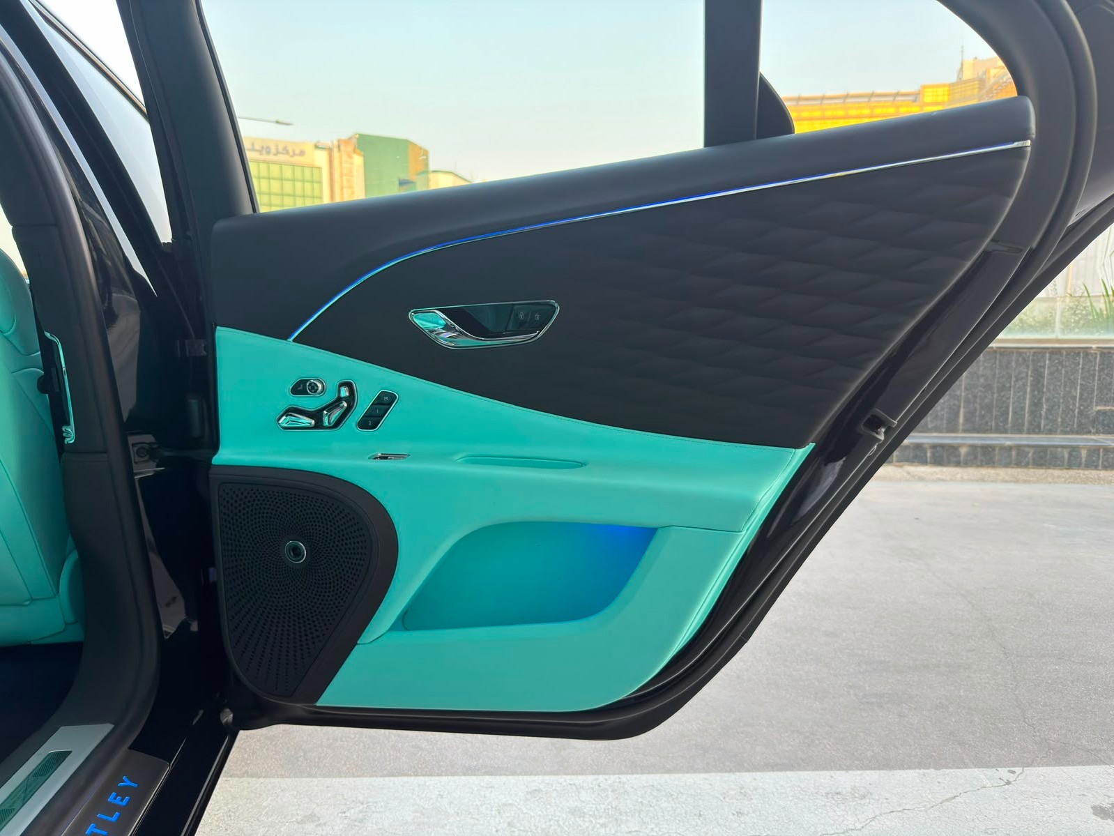 Bentley Flying Spur 2022 - Image 3