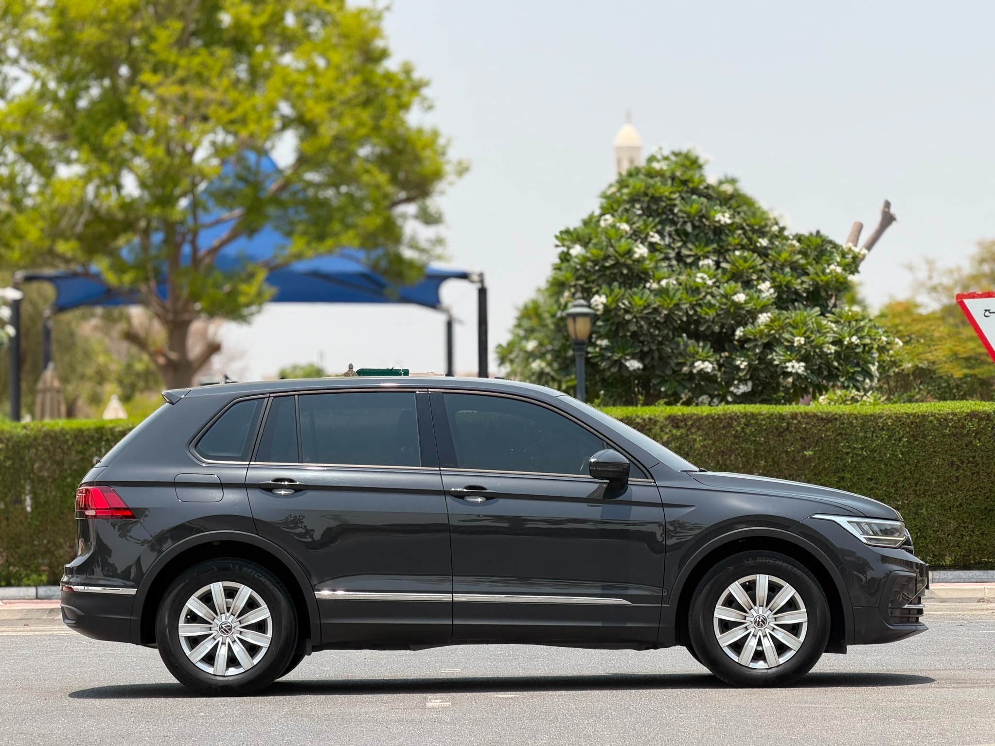 Volkswagen Tiguan 2021 — photo 15 for sale in Qatar