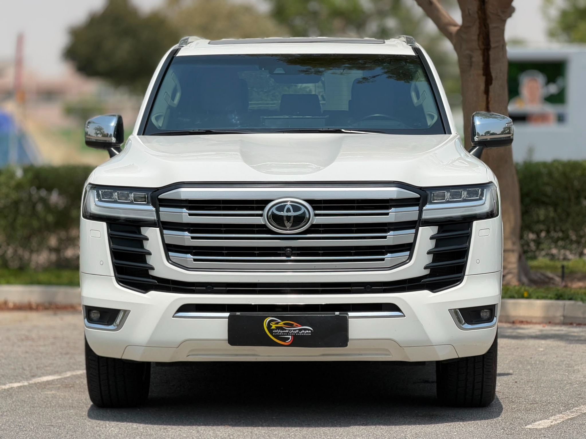 Toyota Land Cruiser VXR Twin Turbo 2023 - Image 2