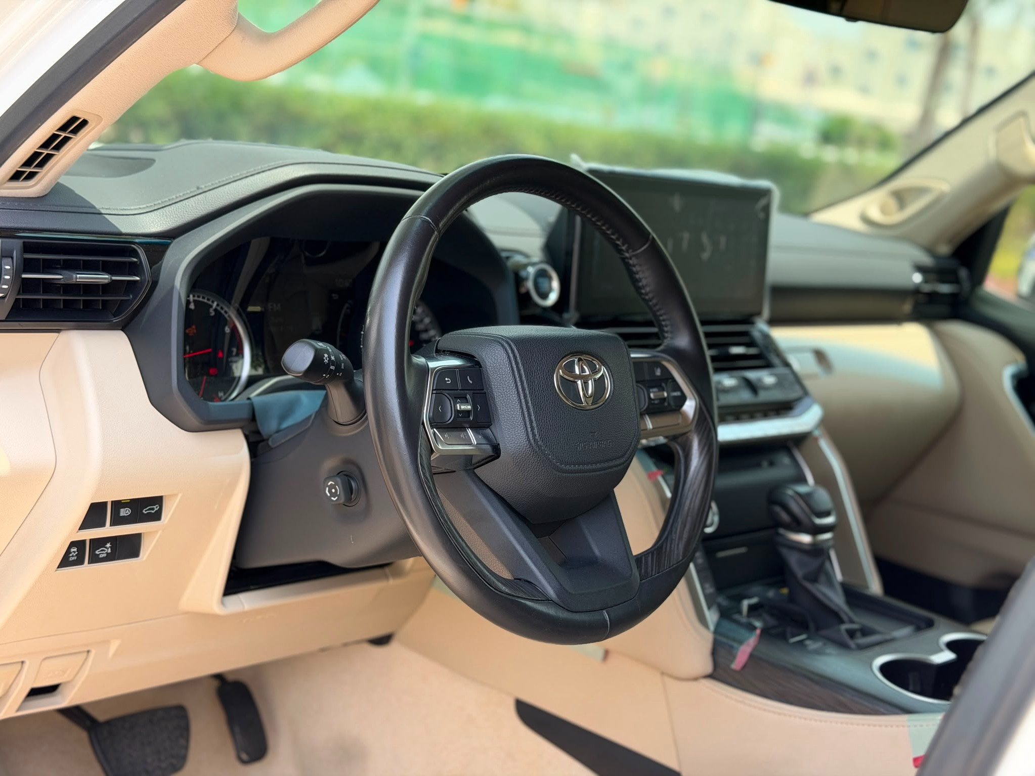 Toyota Land Cruiser VXR Twin Turbo 2023 — photo 12 for sale in Qatar