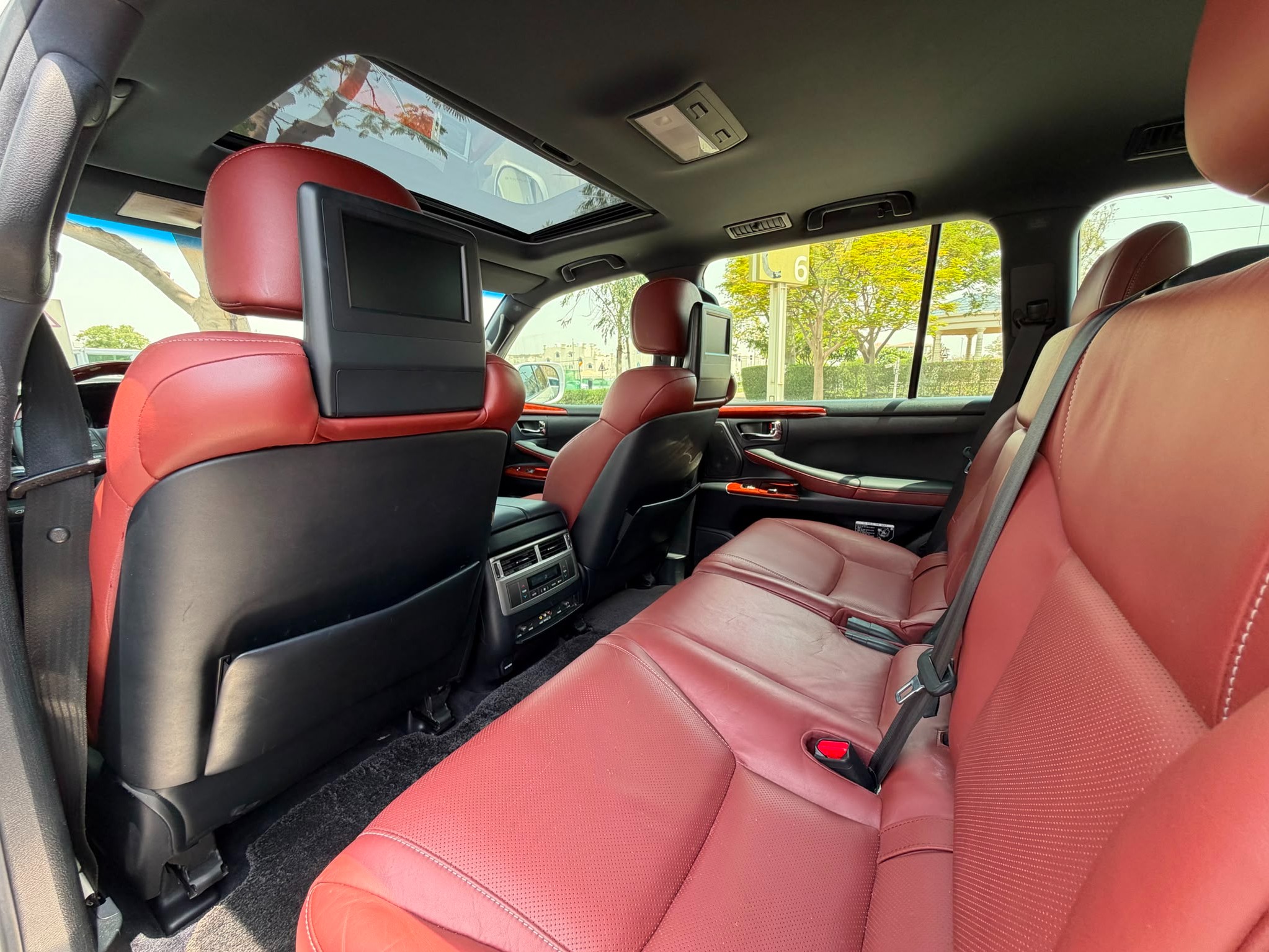 Lexus LX 570 S 2014 — photo 13 for sale in Qatar