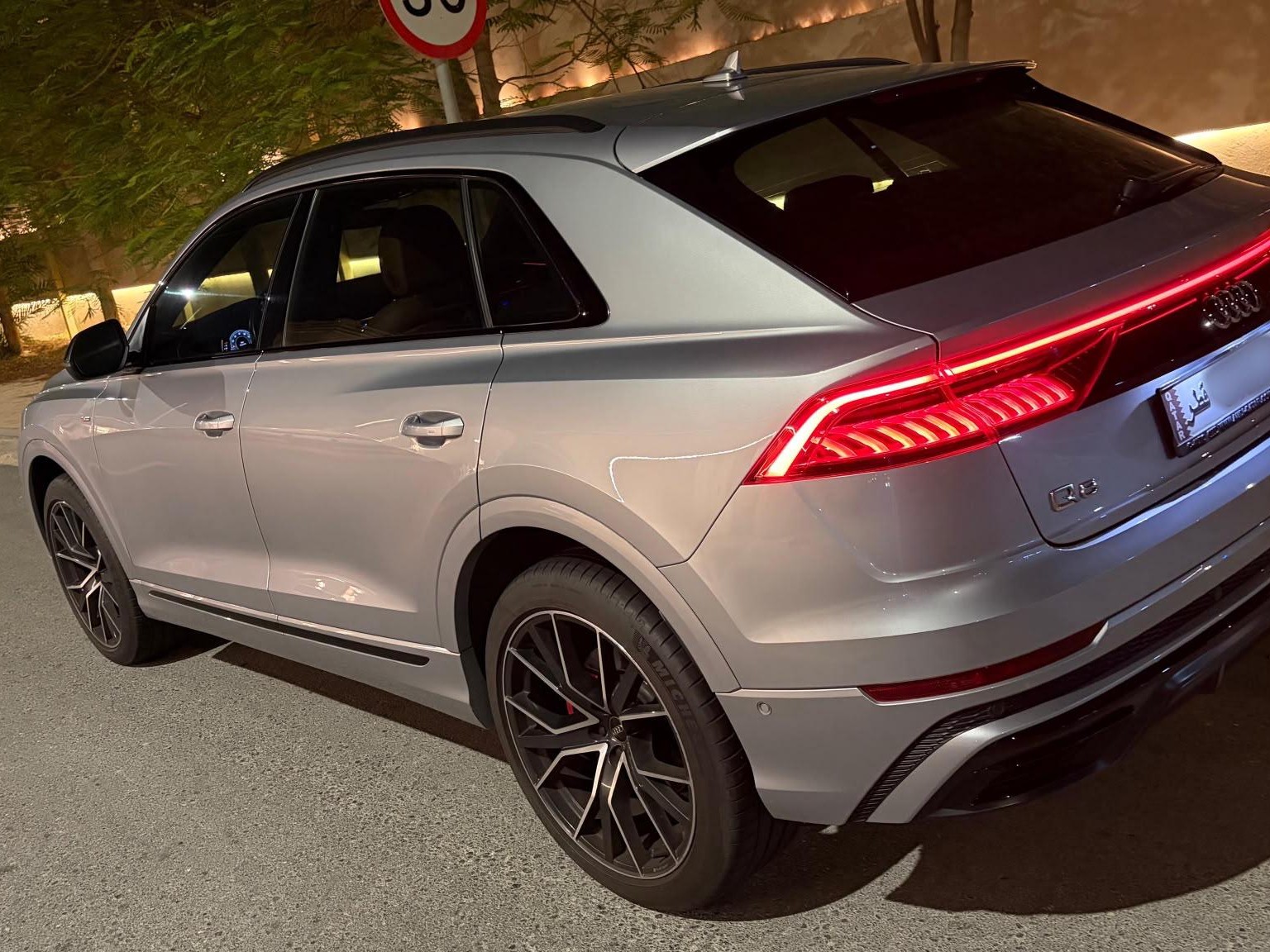 Audi Q8 Quattro 55 TFSI 2019 — photo 9 for sale in Qatar