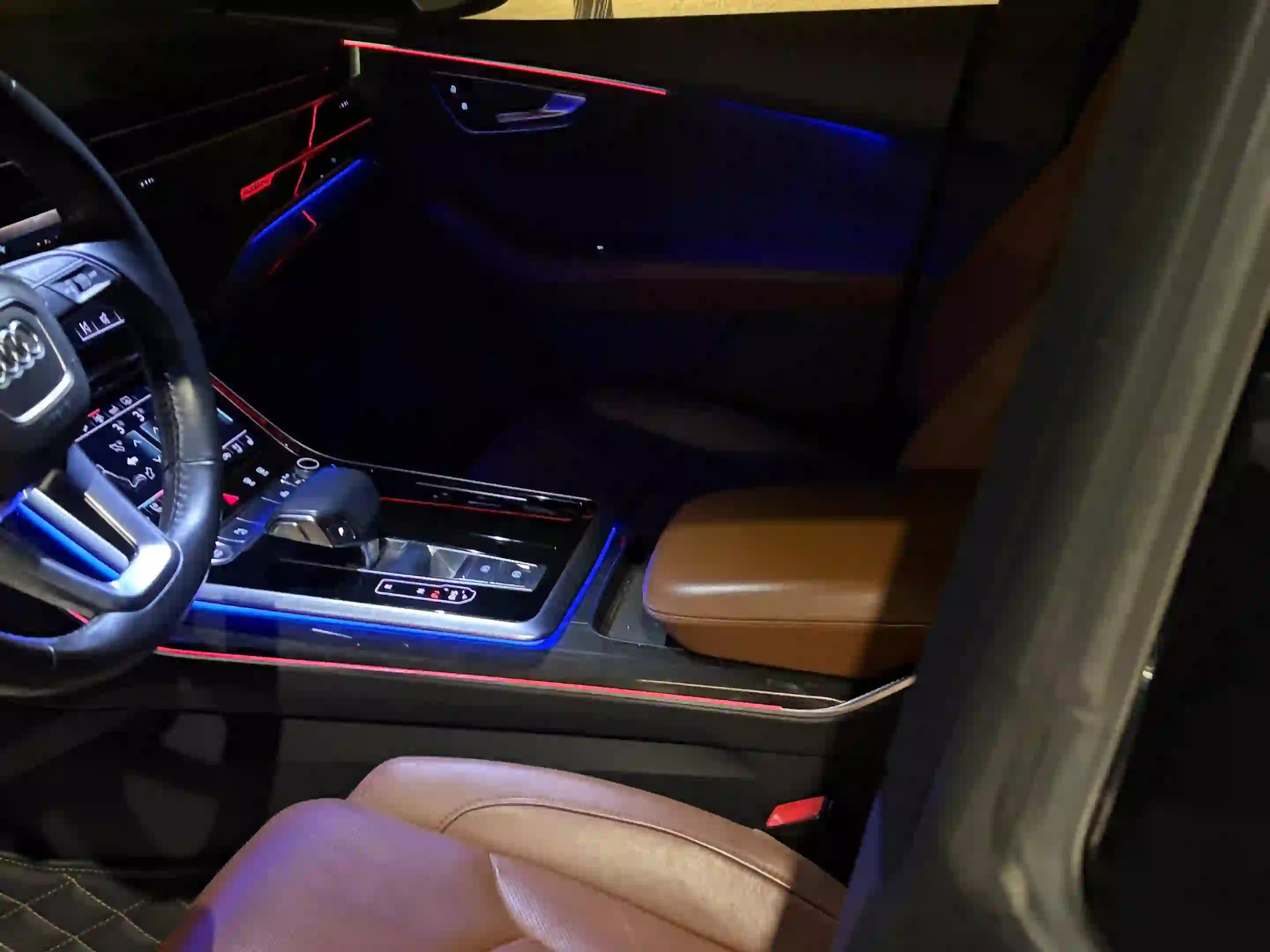 Audi Q8 Quattro 55 TFSI 2019 — photo 11 for sale in Qatar
