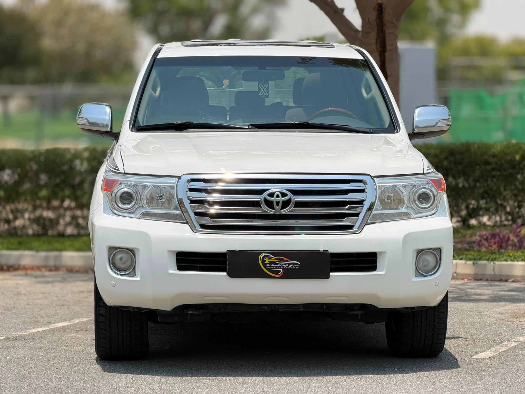 Toyota Land Cruiser GXR v8 2015 - Image 2